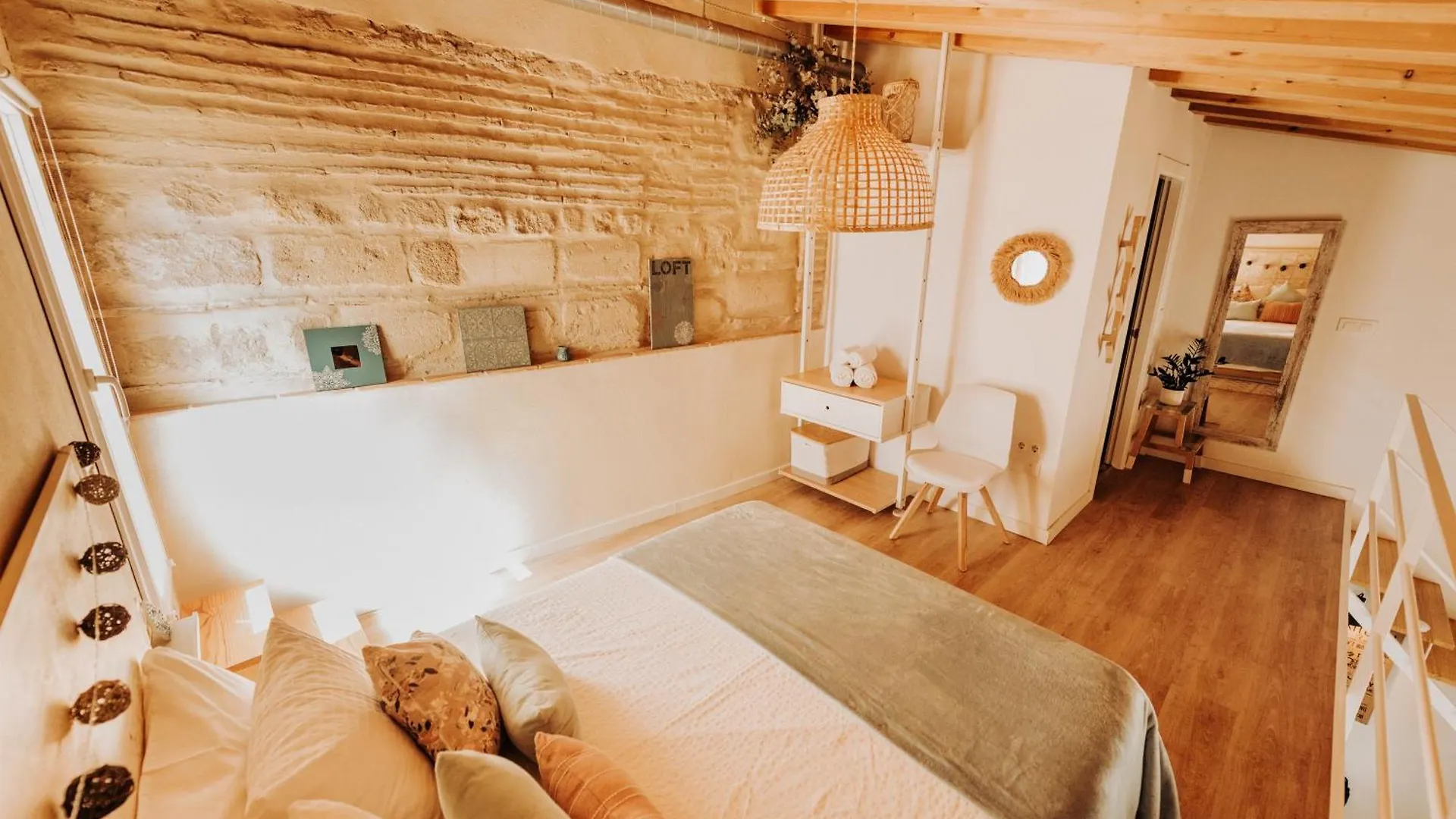 Loft Centrico Con Patio Bodega San Javier Apartment Jerez de la Frontera