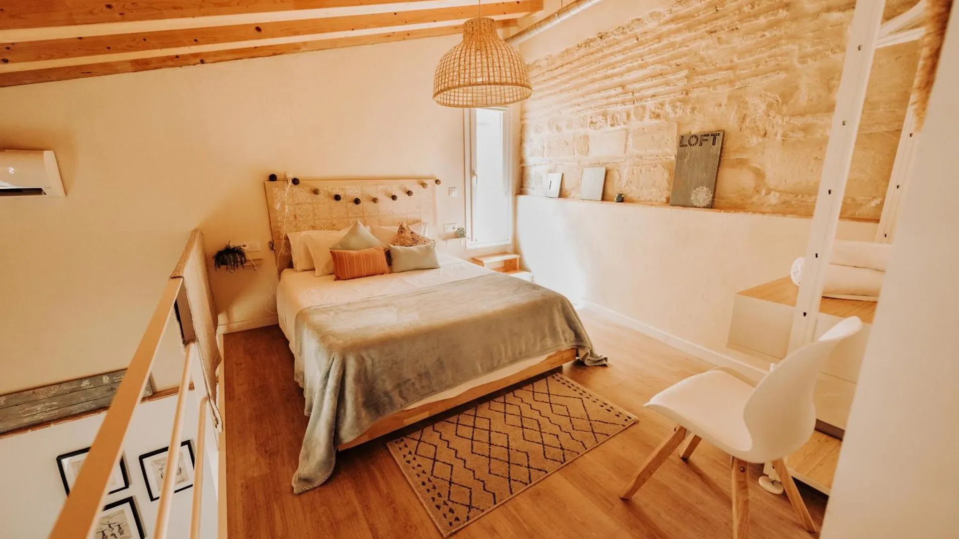 Loft Centrico Con Patio Bodega San Javier Apartment Jerez de la Frontera 0*,  Spain